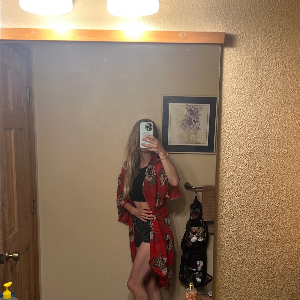 Red Floral Kimono Robe - Picture 3 of 4